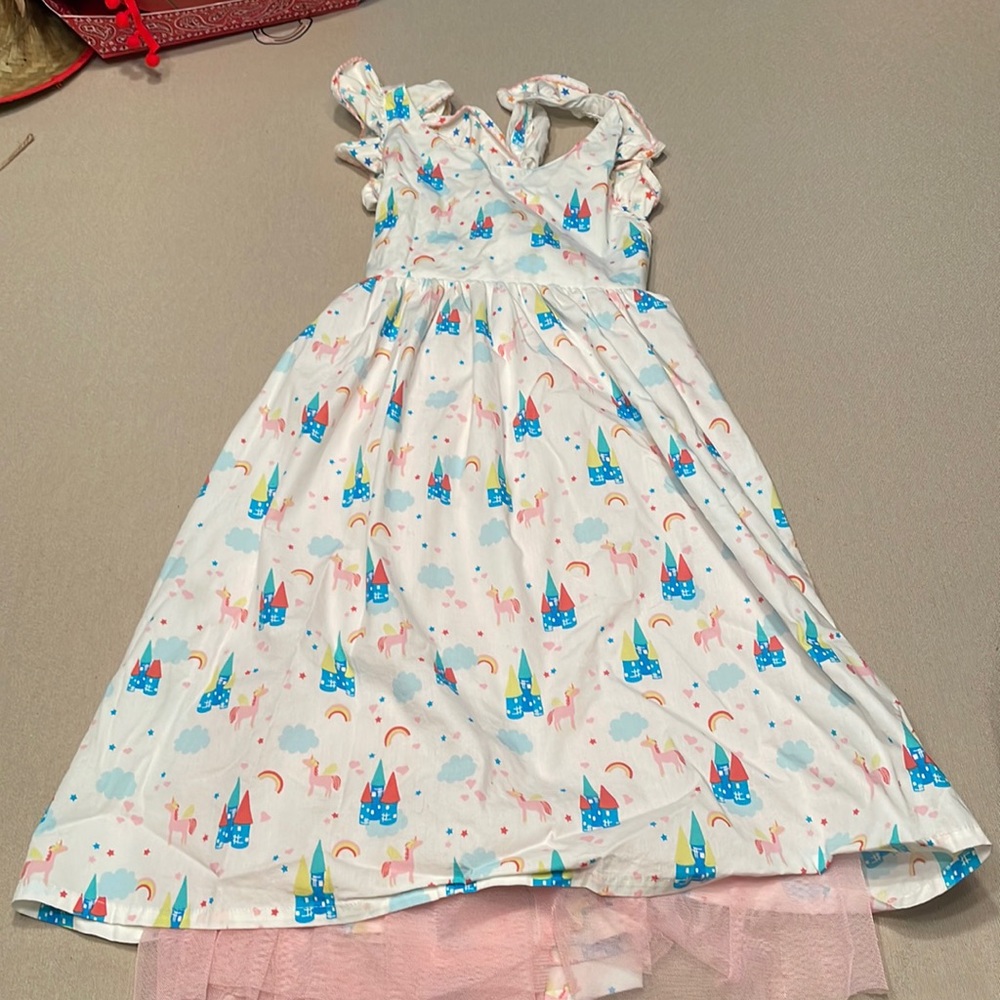 Wrinkled but beautiful Wildflowers dress size 8